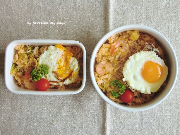 フォカッチャサンドで晩ごはん&今日のお弁当&日本から来たリラックマ_d0181213_8573682.jpg