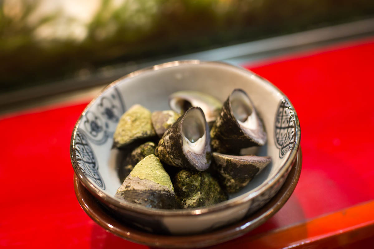 シッタカ貝 片瀬 東家 海辺でひとりごと