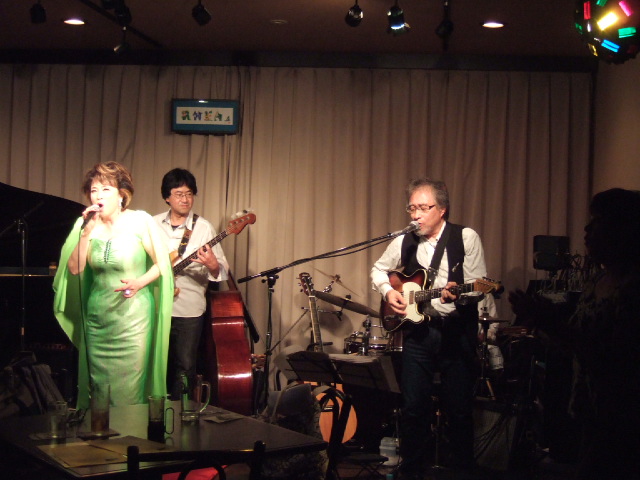 c0229062_15111879.jpg