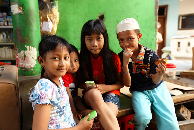 Arrival in Indonesia / photo by Yam_b0149365_5201976.jpg