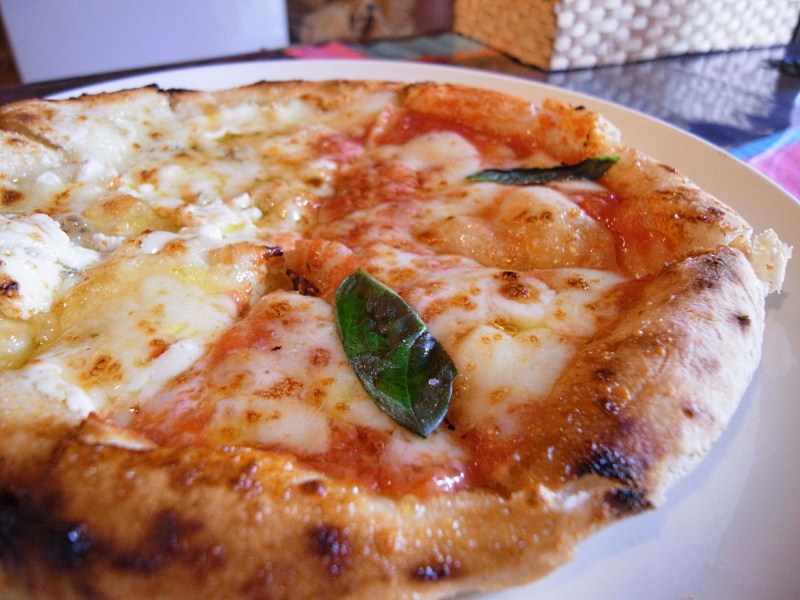 ピッツァマニアのアジト フォルツァ ナポリ ピッツァ イタリア料理 日本橋 食マニア Yの書斎 ピッツァマニアのアジト フォルツァ ナポリ ピッツァ イタリア料理 日本橋 食マニア Yの書斎