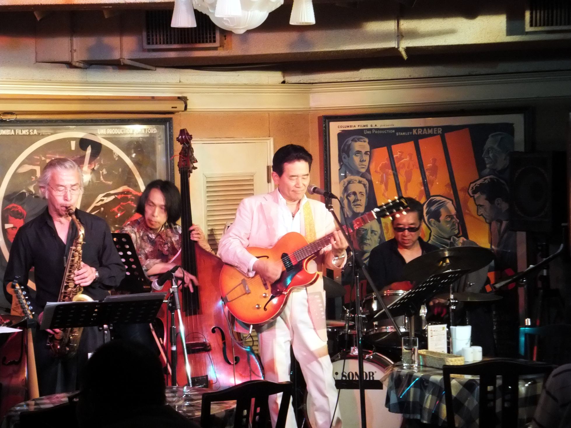 BarBarBar 満員御礼にて終了!_e0119092_1140484.jpg
