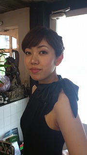 お似合いのヘアーメイク_a0123703_1022975.jpg