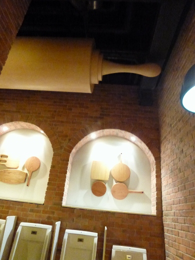 ニッタM&Tの品質チームとジャラマンビアーで懇親会_b0100062_12134472.jpg