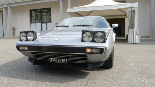 Dino 208gt4 _a0129711_1425246.jpg