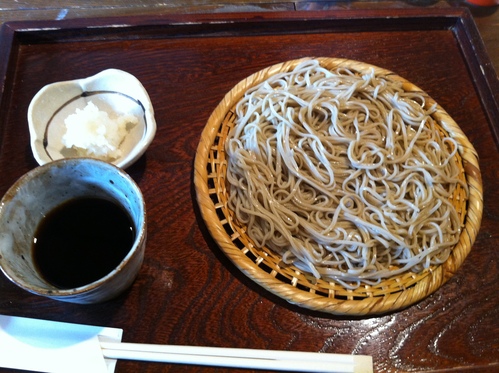 明日はフットサル!_a0164918_12503844.jpg