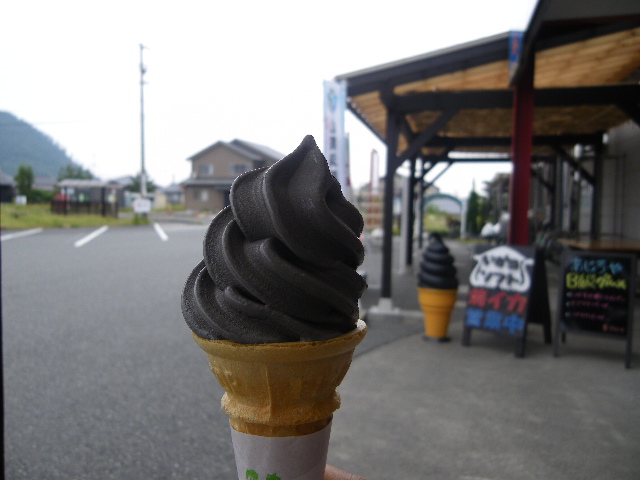 c0229219_1564346.jpg