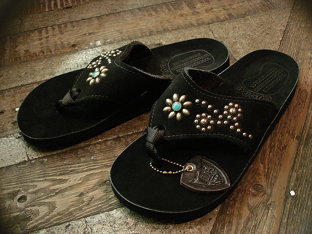 HTC ×  SLIPPER スペシャルコラボモデル サンダル 残りわずかとなりましたが。 HTC x ISLAND SLIPPER 6/24からの