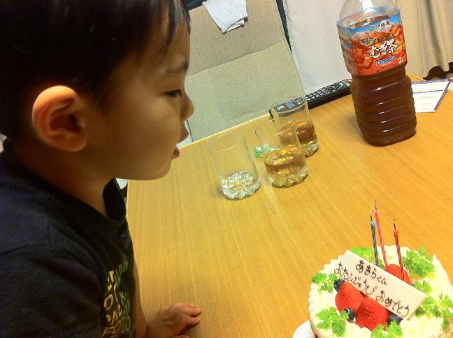 ちびQ!3歳になりました! 2012.5.27_b0002156_14404547.jpg