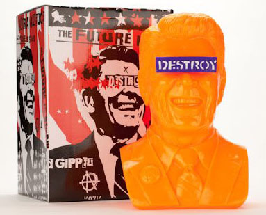 Gipper Reagan Bust in Orange by Kozik_e0118156_2355881.jpg