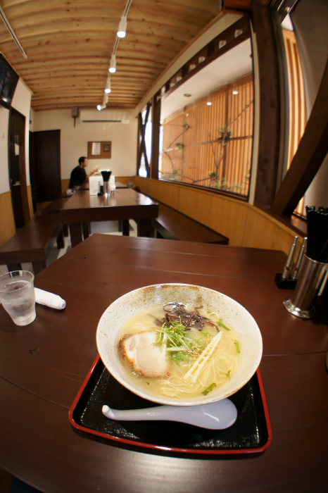 塩麺独歩 相棒_a0077663_18174053.jpg