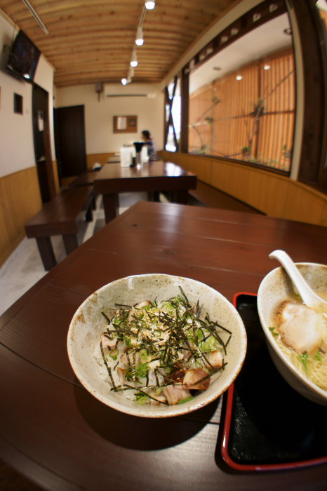 塩麺独歩 相棒_a0077663_18175678.jpg