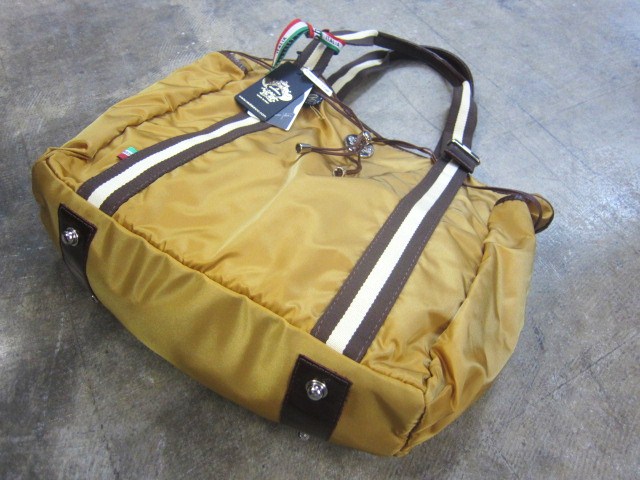 Orobianco 各種TOTE BAG ・・・ ON にOFF に使えるBAG ♪_d0152280_23413945.jpg