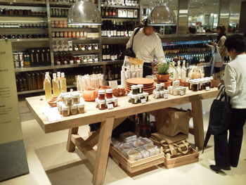 コンランショップに展開中 La Petite Epicerie コンランショップに展開中 La Petite Epicerie