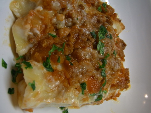 本場イタリア料理のミートソース \"ラグーボロニェーゼ\" ☆ Ragu\' alla bolognese & Bologna_b0246303_2342394.jpg