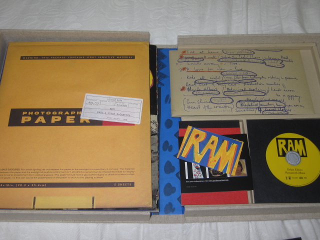PAUL AND LINDA McCARTNEY / RAM ~ SUPER DELUXE EDITION ~_b0042308_2327039.jpg