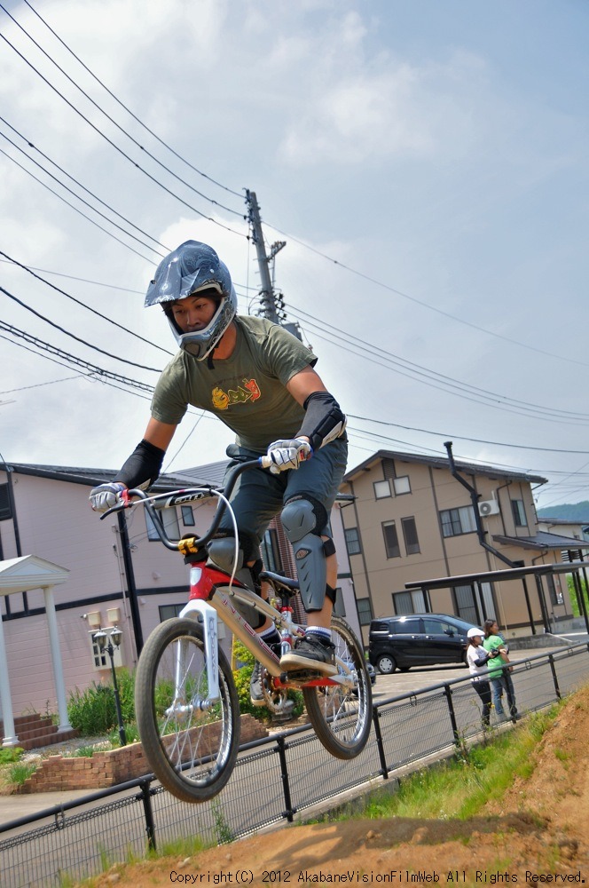 2012 　5月26日春日野トレイルの風景_b0065730_1947352.jpg