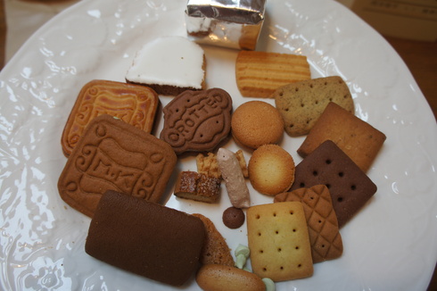 村上開新堂のクッキー_d0210450_2216772.jpg