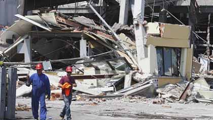 BBCがイラクでの写真をシリアの虐殺写真として掲載　 ROCKWAY EXPRESS + イタリア地震_c0139575_23114861.jpg