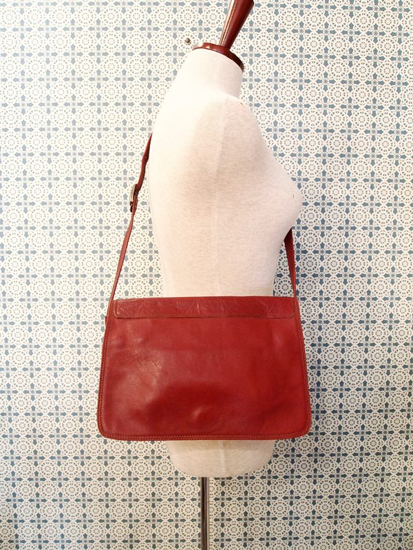 Used Leather　Bag　入荷!!♡_d0224581_1612055.jpg