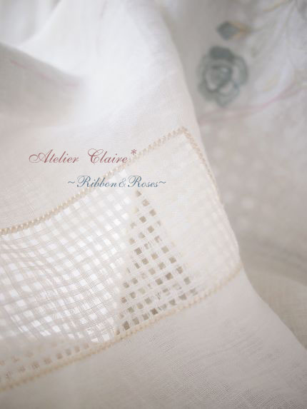Ribbon&rosesのテーブルクロス 製作経過 パンチワークの糸を抜く_a0157409_1865593.jpg