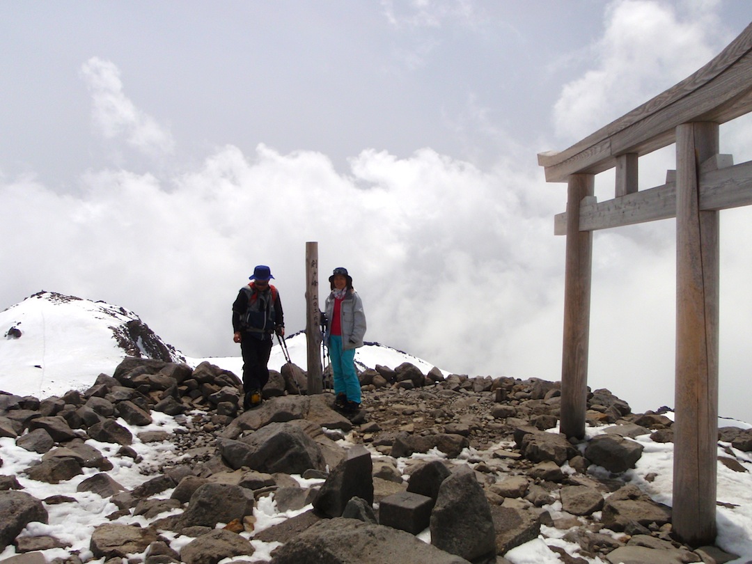 バックカントリー　乗鞍岳3　５月30日（水）_c0078410_22302033.jpg