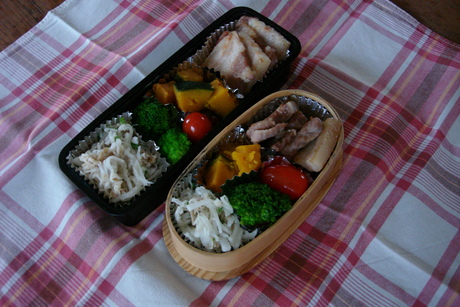 二日分のお弁当_d0250123_2054886.jpg