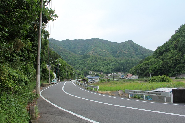 熊野跡路を南下　その1　上瀬野町荒谷・風呂之本・奥畑_b0095061_1029192.jpg