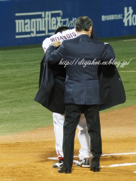15 【宮本慎也・2000安打/東京ヤクルトスワローズ】BBM 2012