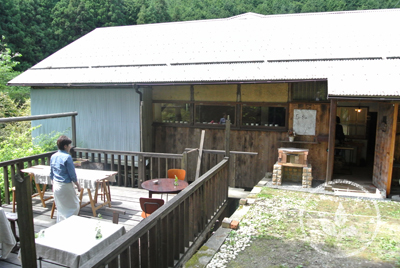 e0243575_22403157.jpg
