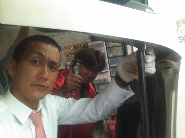ランクル TOMMY札幌店☆6月1日!!_b0127002_2383634.jpg