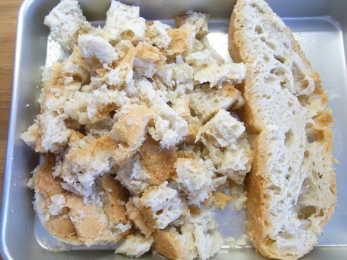 夏の中央イタリア料理 \"パンザネッラ\"♪ Panzanella☆ Giugno_b0246303_3502982.jpg