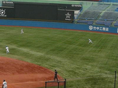 青学大対亜細亜大　５月２５日　東都大学野球１部_b0166128_12123132.jpg