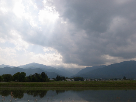 くもりの季節_a0014840_22291389.jpg