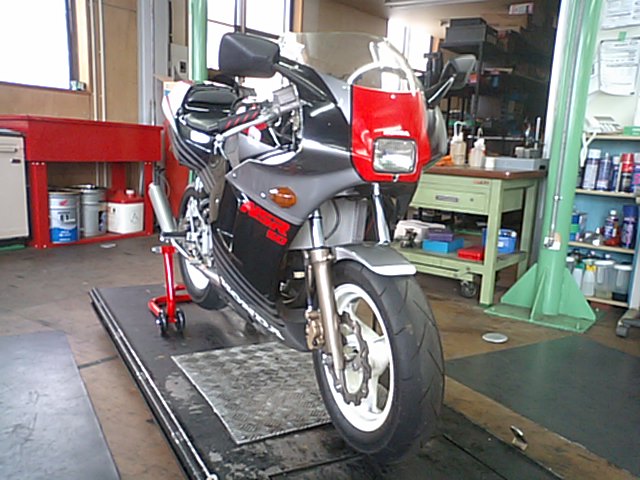 NSR50にバイクザシートインサイド??_e0114857_21153386.jpg