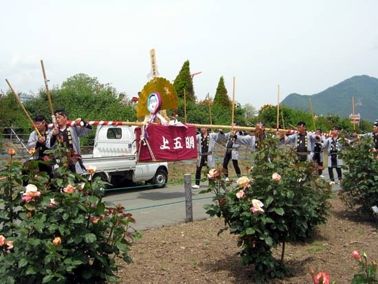 第7回ばら祭り（さかき千曲川バラ公園）_e0269400_13512562.jpg