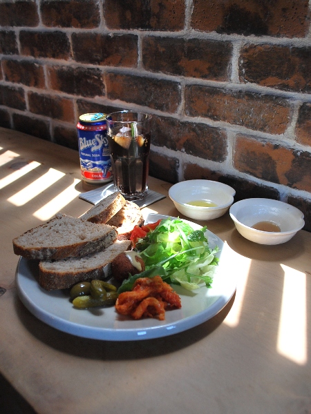 CAFE N.Y.C のパンプレート_c0177814_155016.jpg
