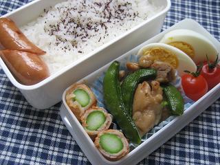 鶏肉の甘辛炒め弁当_e0175021_22363042.jpg