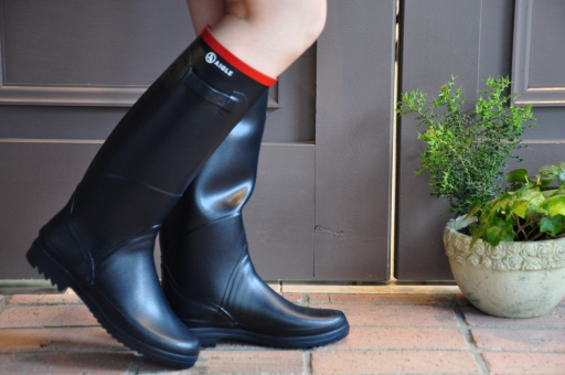 朝から雨ということは・・・AIGLE_e0127399_1714473.jpg