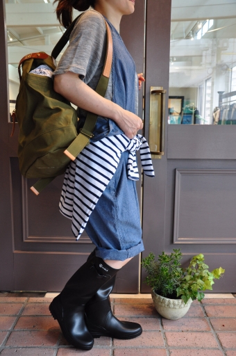 朝から雨ということは・・・AIGLE_e0127399_17173365.jpg