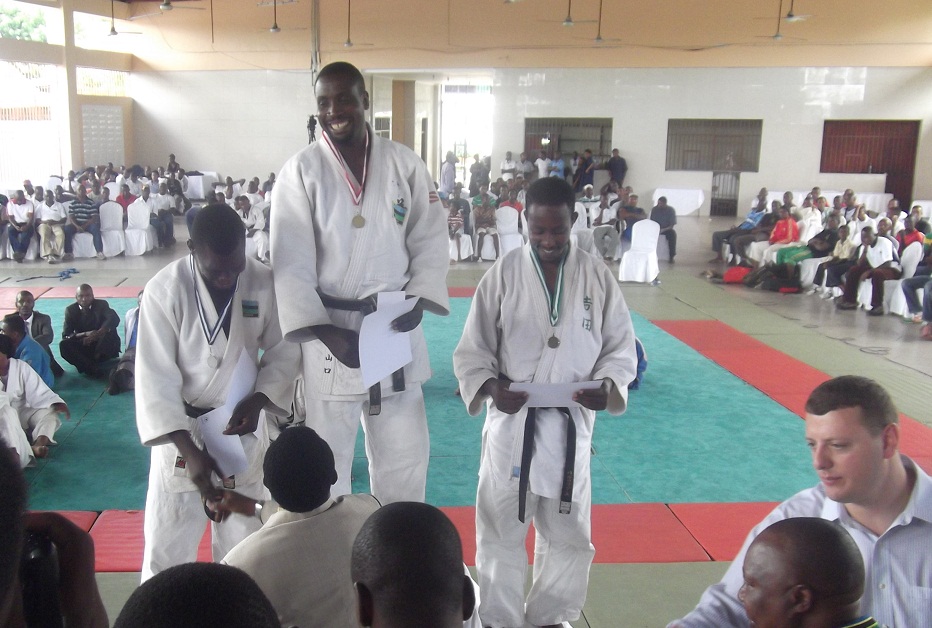 Tanzania National Judo Championship 26-27/May ～タンザニア体重別柔道選手権大会2012年5月_a0088841_10352558.jpg