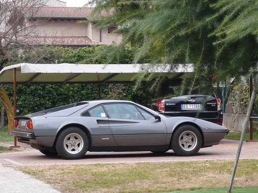 italia の美しい車と暮らす_a0129711_17384828.jpg