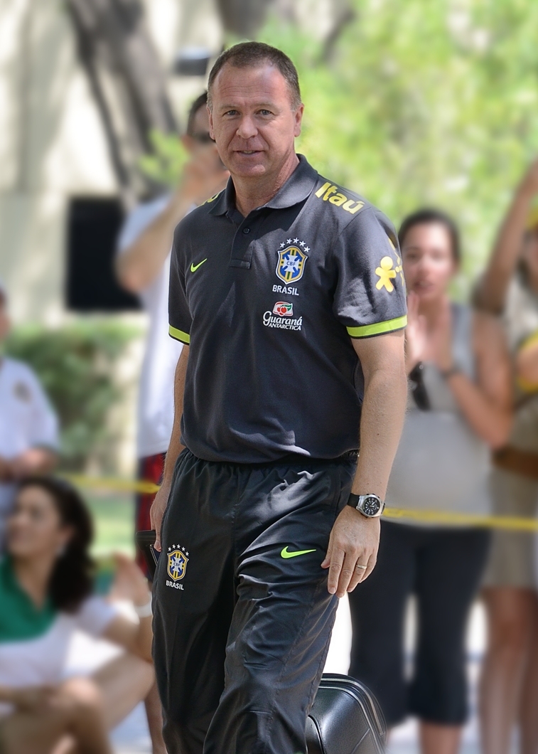 夫シリーズ 番外編 オリンピックサッカー代表ブラジル軍団と遭遇 In ダラス ダラスにて