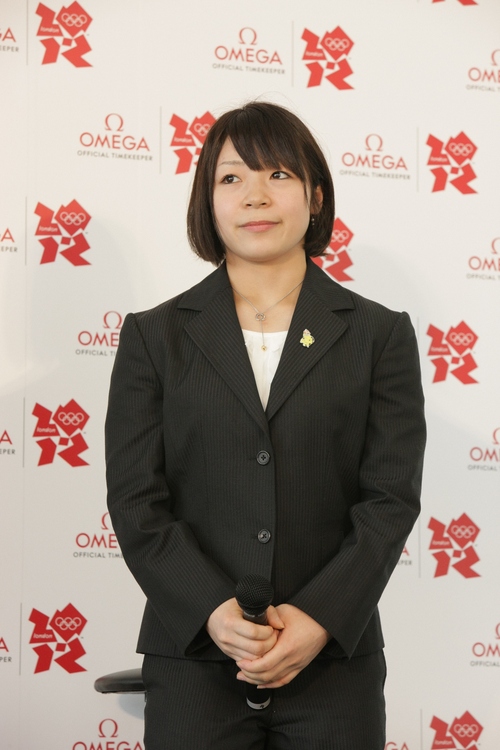 潮田玲子選手、入江陵介選手,駐日イギリス大使、ディビッド・ウォレン閣下らも出席_f0039351_22332310.jpg