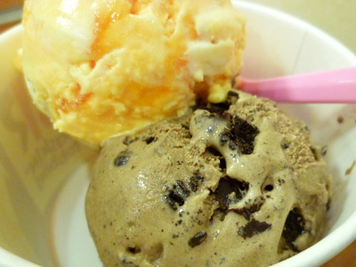 サーティワンアイスクリーム 池袋店_c0152767_9345838.jpg