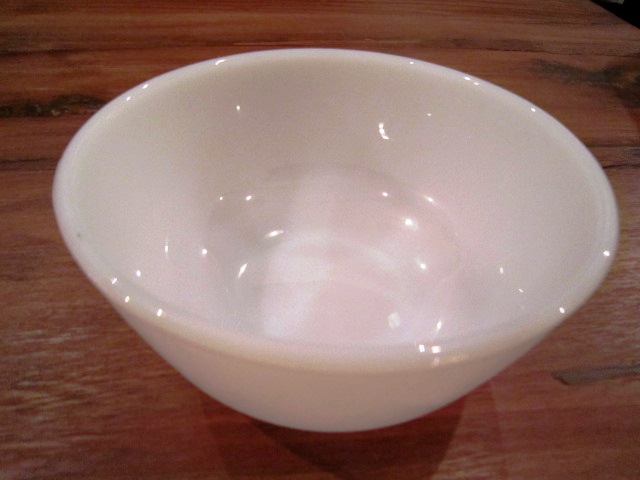 Used \"Fire-King & PYREX\" GOODS ご紹介_f0191324_1036398.jpg