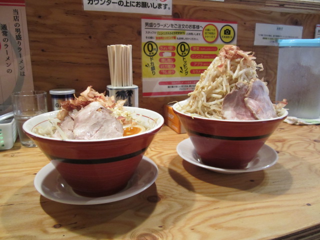男盛りラーメン つけ麺 俺の麺 旧 猫大統領 男盛りラーメン つけ麺 俺の麺 旧 猫大統領