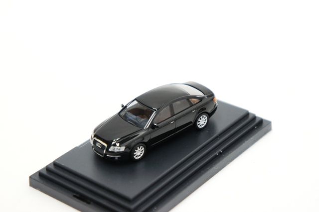 6月6日(水) ミニカー新入荷(アウディ特注モデル) : ミニカー