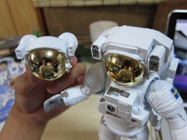宇宙兄弟1/10 ムッタ&アポEVAセット制作開始とJAXA筑波宇宙センター取材レポートその3_c0166765_23592119.jpg