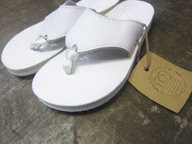 毎夏の恒例・・・極上の雰囲気&履き心地 By THE SANDAL MAN_d0152280_21232681.jpg